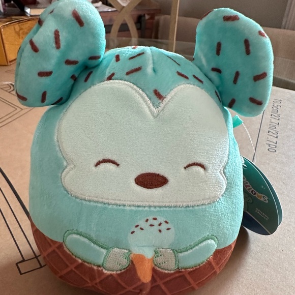 Squishmallows Disney Mickey Mouse Mint Chocolate Chip Ice Cream Scented Plush 5" - Picture 1 of 6